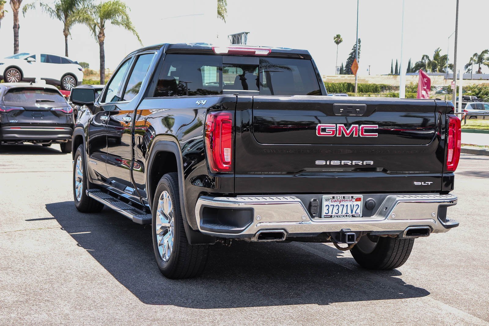 Used 2019 Onyx Black GMC SLT image 13