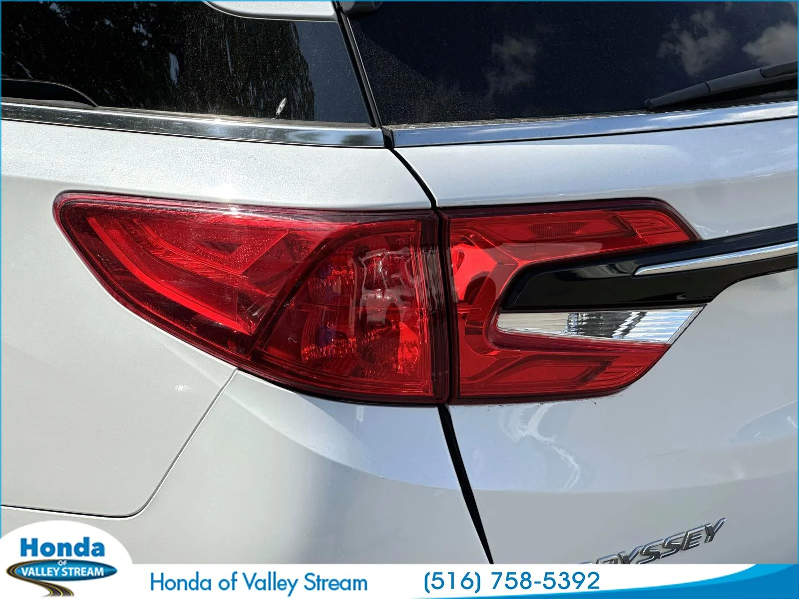 2023 Honda Odyssey Touring - Photo 10
