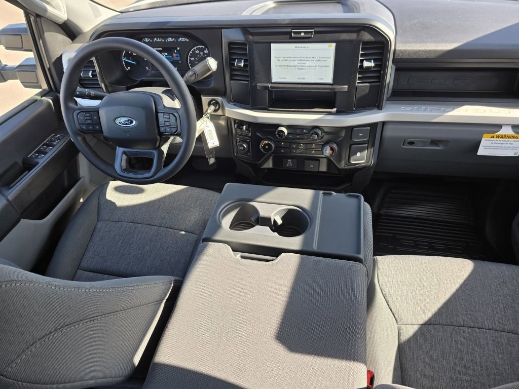 New 2026 Oxford White Ford XL image 34