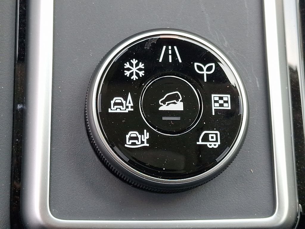 New 2026 Black Nissan SL image 17