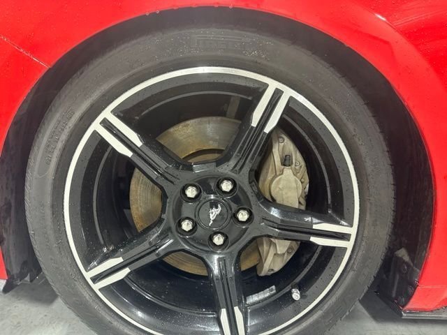 Used 2019 Red Ford GT Premium image 11
