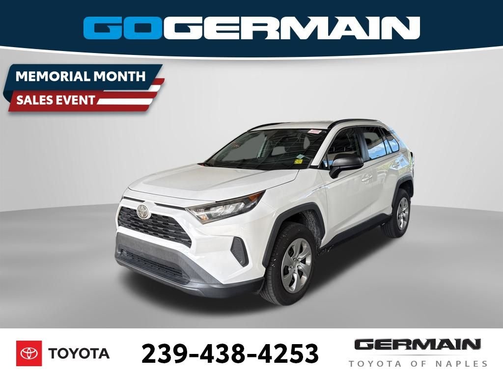2020 Toyota RAV4 LE FWD's photo