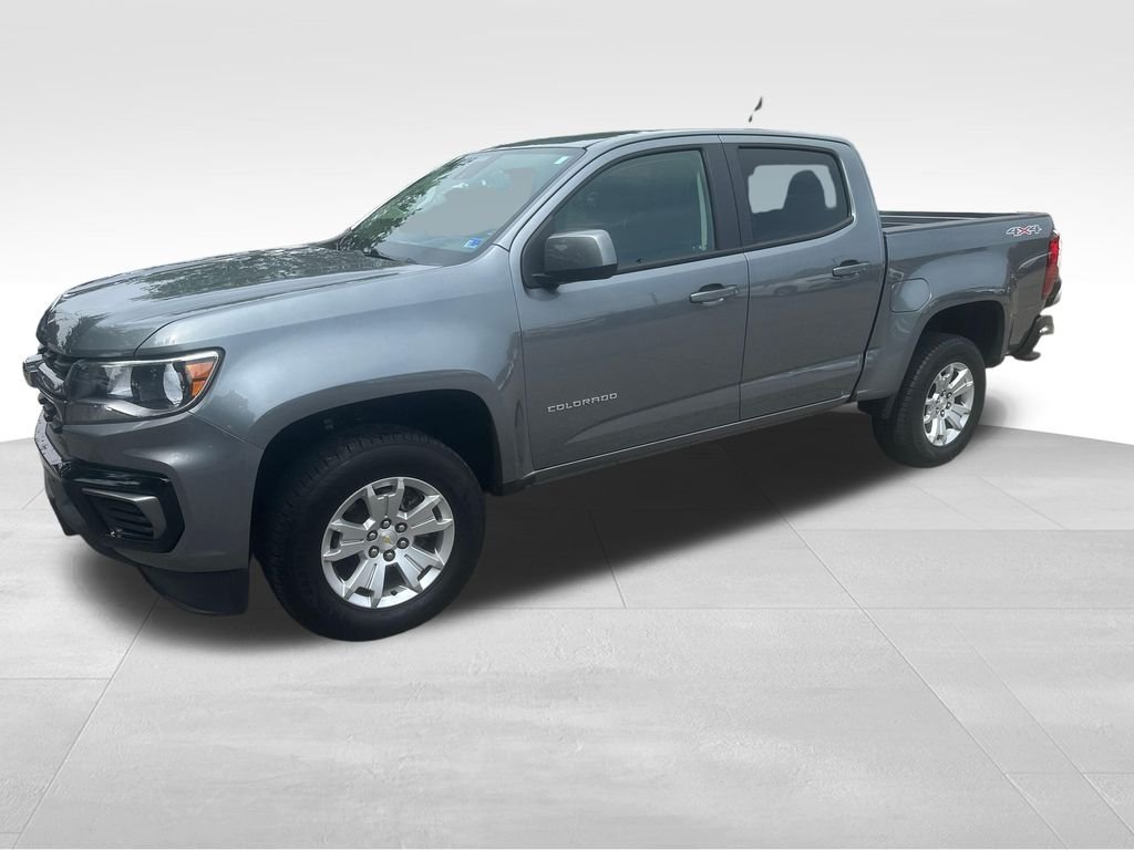 Used 2022 Gray Chevrolet LT image 3