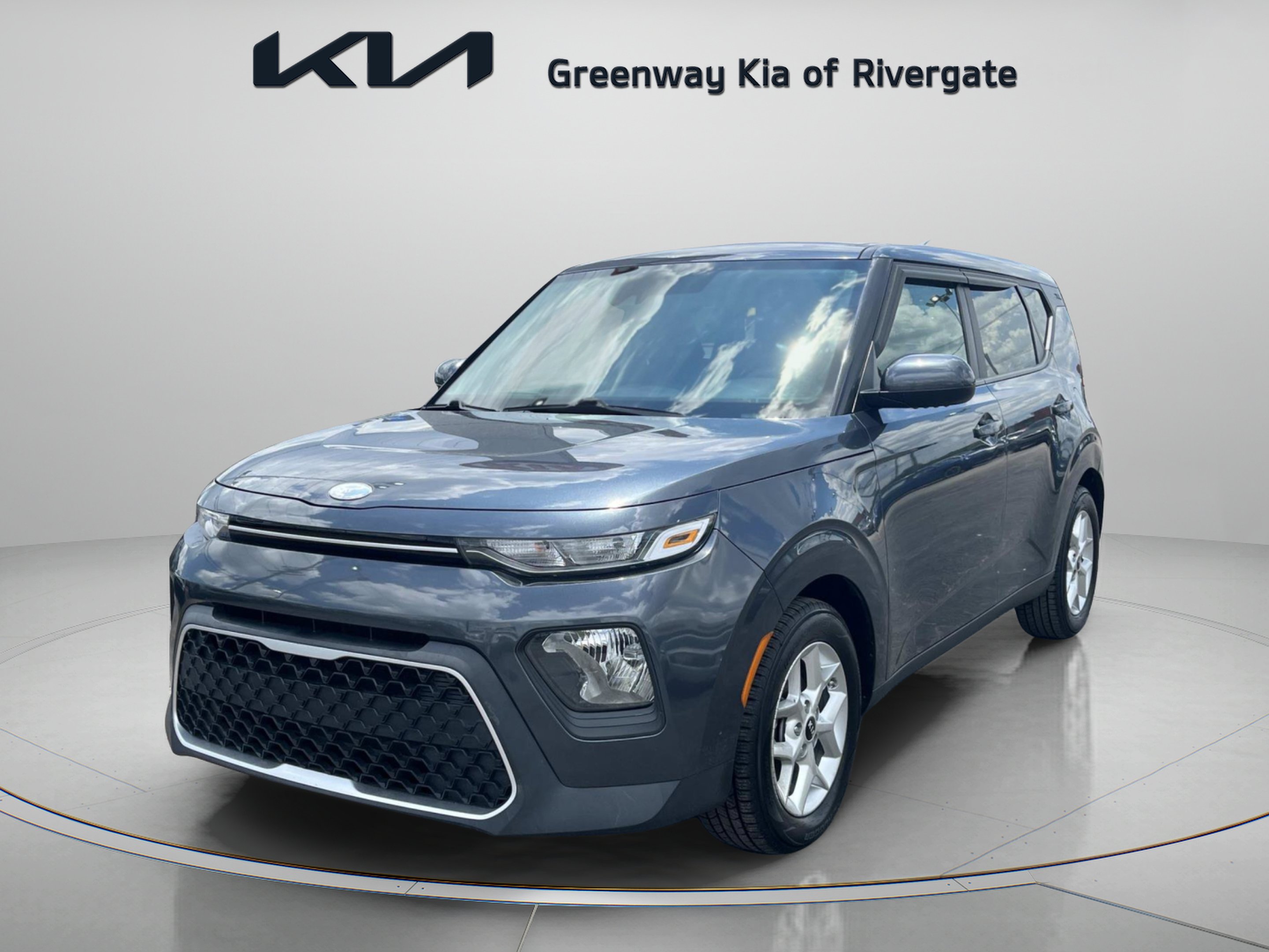 Used 2020 Gravity Grey Kia S image 3