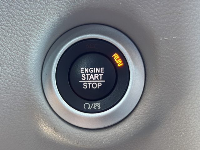 Used 2023 Gray Chrysler Touring L image 20