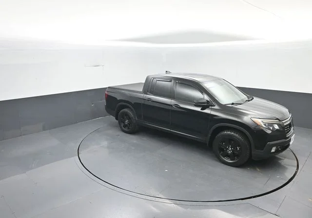Certified Used 2018 Crystal Black Honda Black Edition image 25