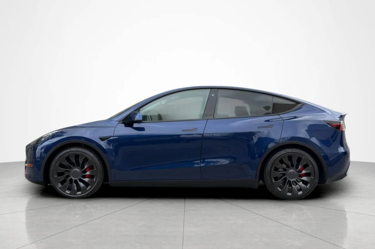 Used 2022 BLUE Tesla Performance image 2