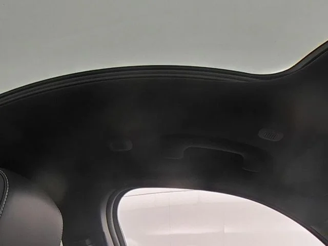 Used 2025 White Jeep Limited image 41
