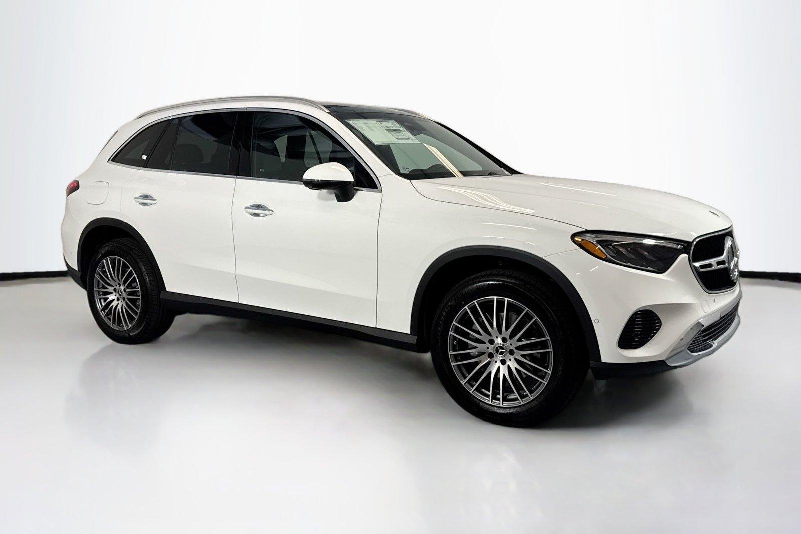 New 2026 Polar White Mercedes-Benz GLC 300 image 3