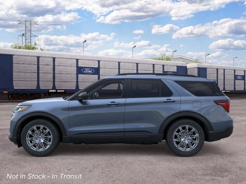 New 2026 Vapor Blue Metallic Ford Active image 3
