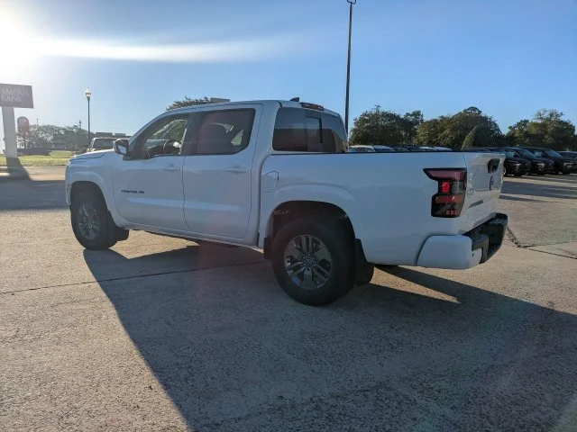 New 2027 Glacier White Nissan Crew Cab SV image 6