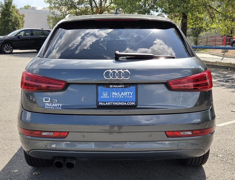 Used 2018 Daytona Gray Pearl AUDI 2.0T PREMIUM image 6