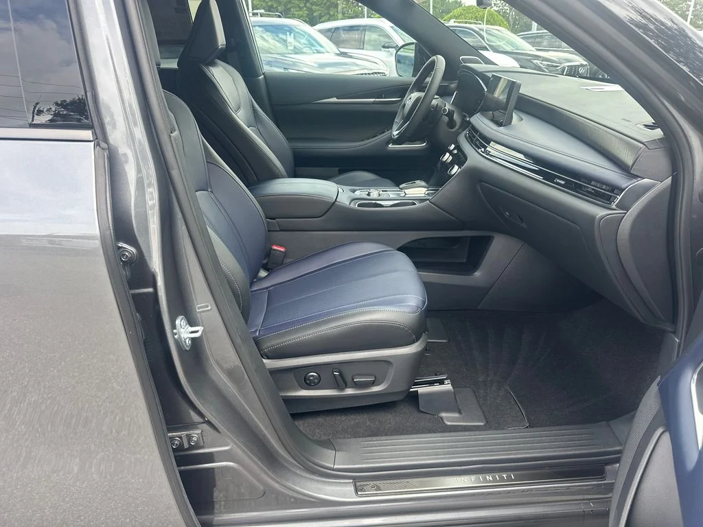 Certified Used 2026 Gray INFINITI SPORT image 11