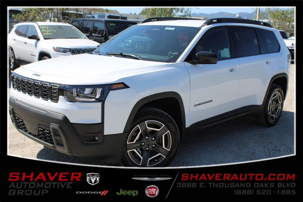 2026 Jeep Cherokee Laredo HEV 4X4's photo