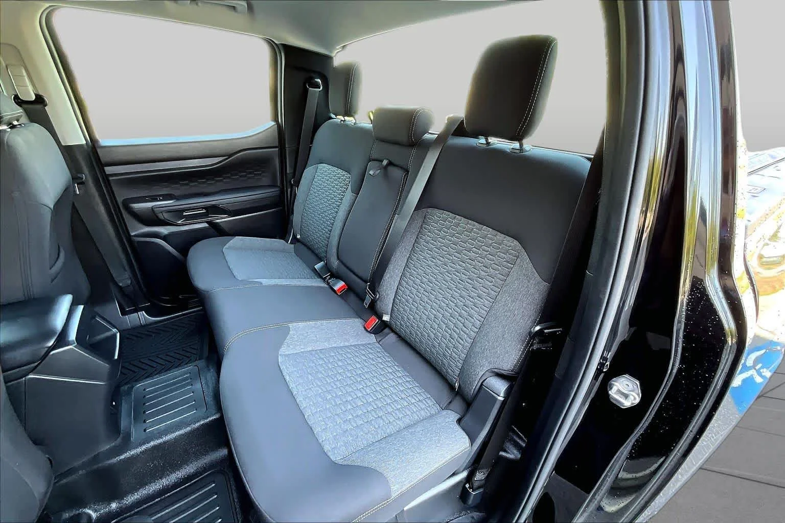 Used 2025 Shadow Black Ford XL image 21