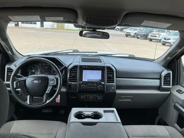 Used 2020 White Ford XLT image 3