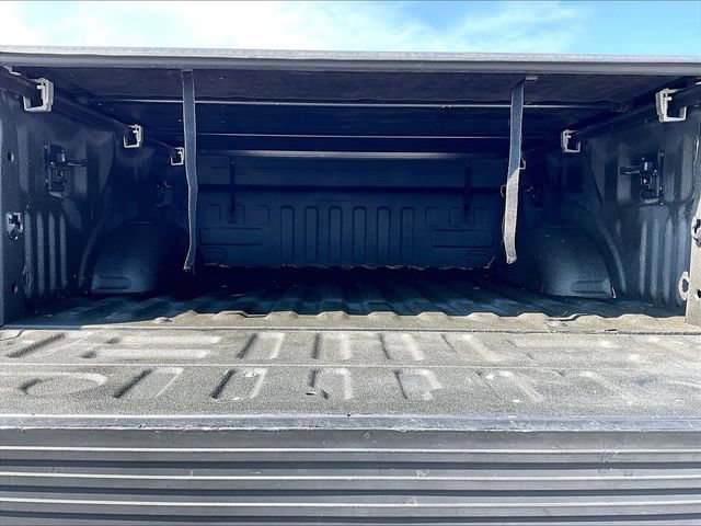 Used 2017 Caribou Metallic Ford XL image 29