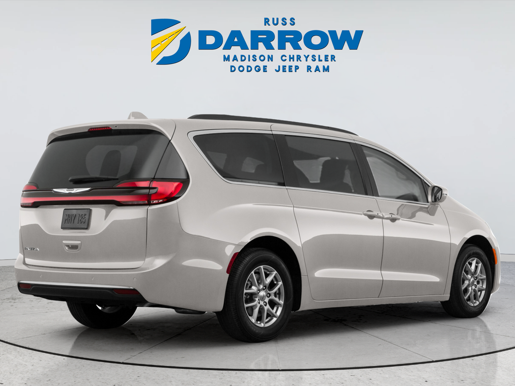 Used 2022 White Chrysler Touring L image 3