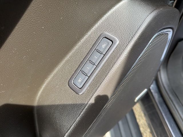 2020 GMC Yukon Denali - Photo 31