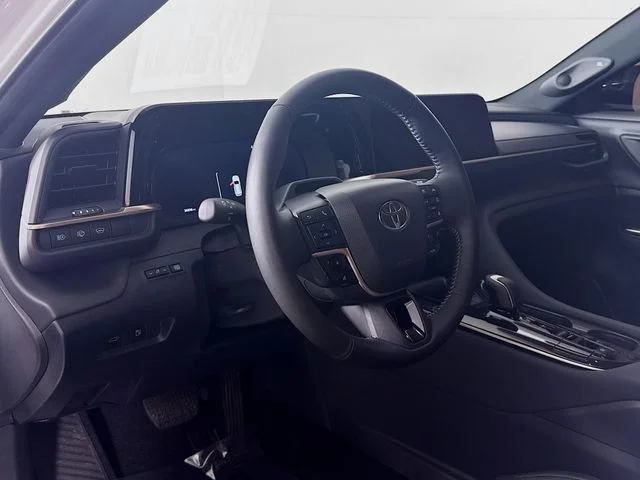 Used 2025 White Toyota Limited image 9
