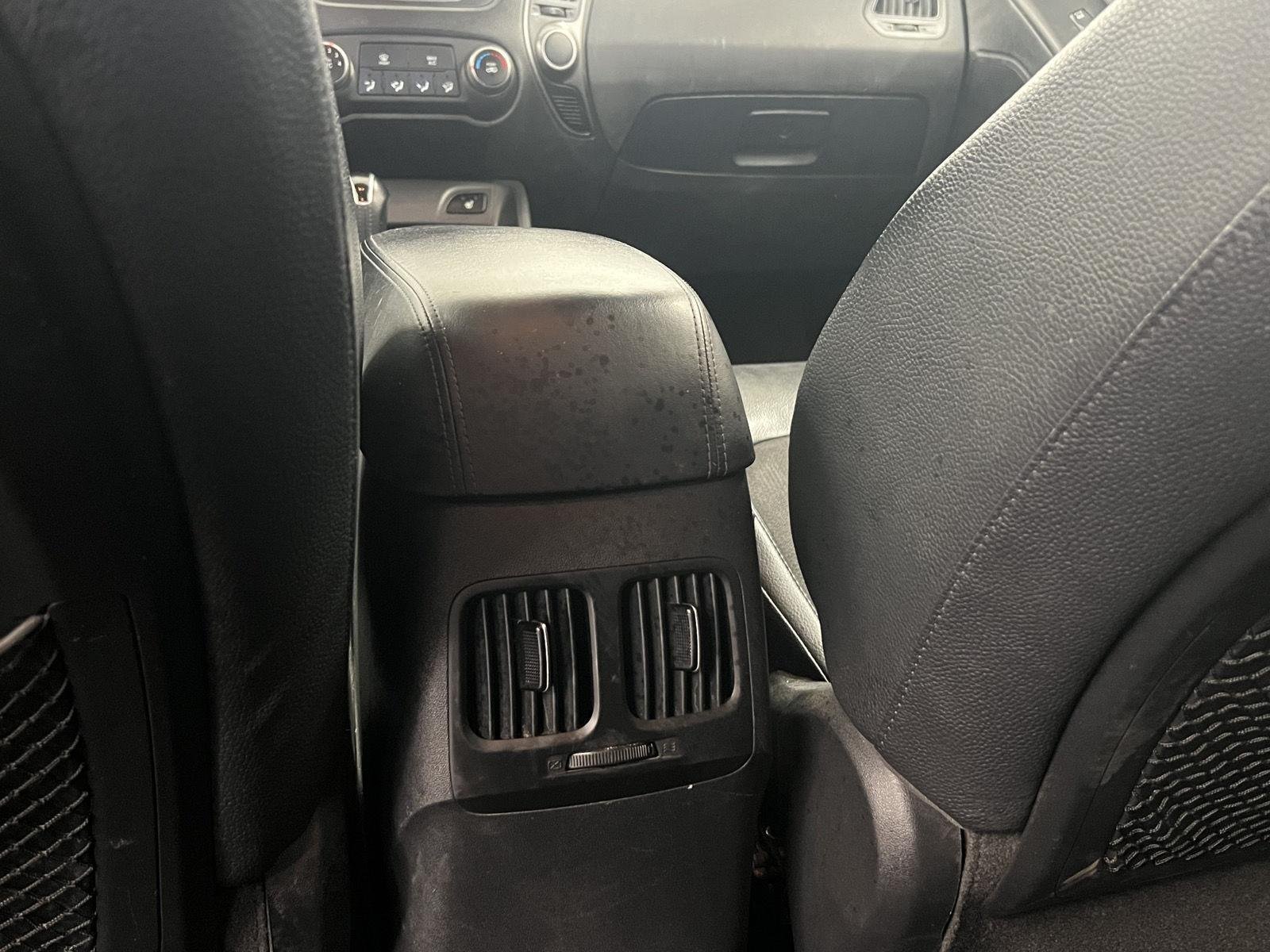 Used 2014 Ash Black Hyundai SE image 16