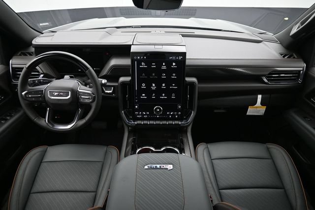 2026 GMC Yukon AT4 - Photo 12