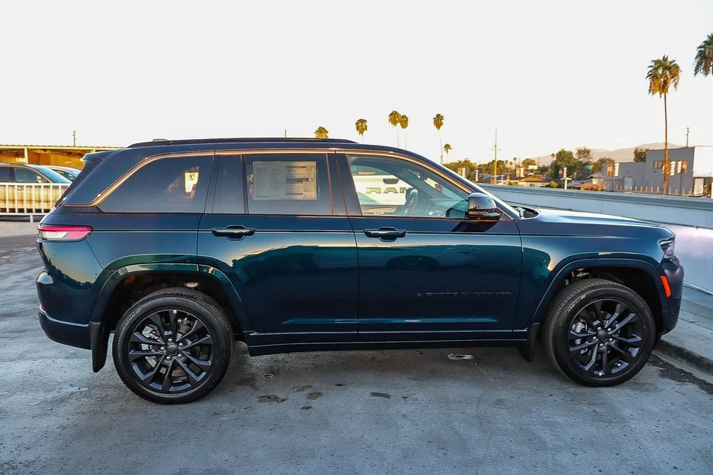 New 2026 Blue Jeep Limited Reserve image 13