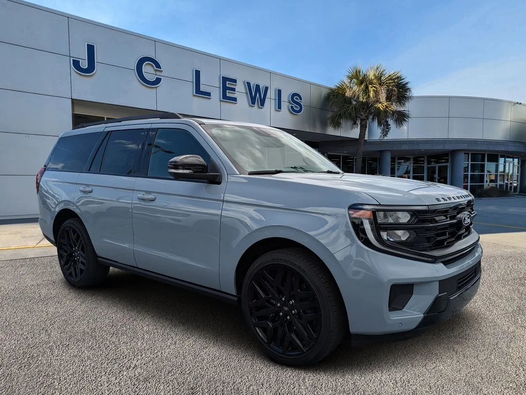 New 2027 Glacier Gray Metallic Tri-Coat Ford Platinum image 1