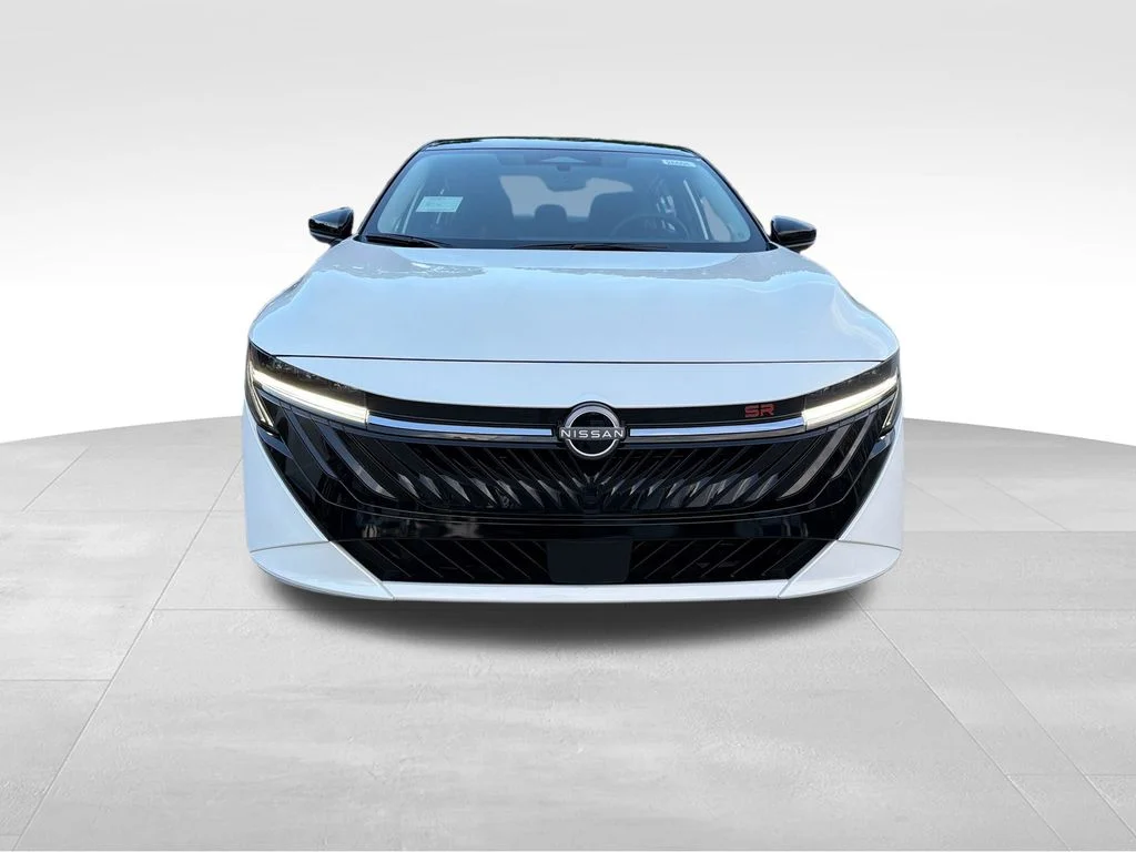 New 2026 Aspen White TriCoat / Super Black Two-tone Nissan SR image 2