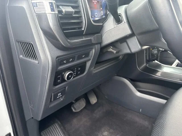 Used 2023 White Ford XLT image 28