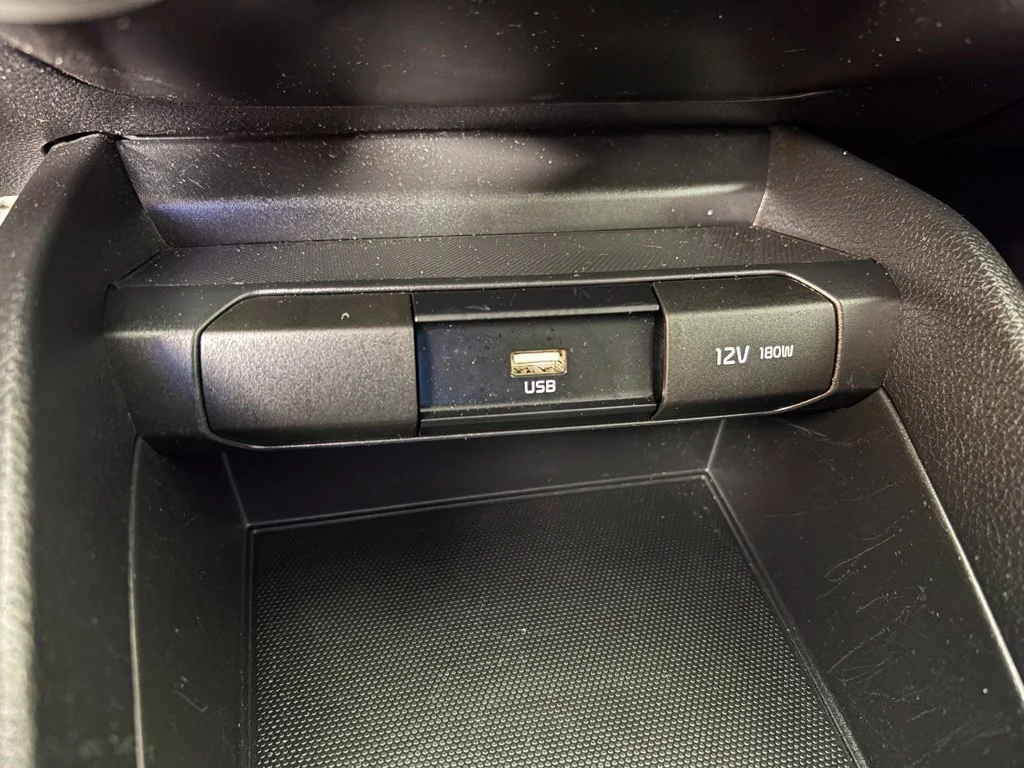 Used 2023 Silver Kia S image 29