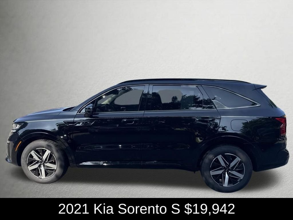 Used 2021 Ebony Black Kia S image 6