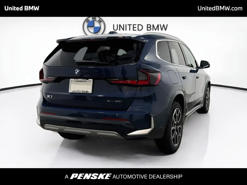 Certified Used 2026 Night Dusk Blue Metallic BMW xDrive28i image 5