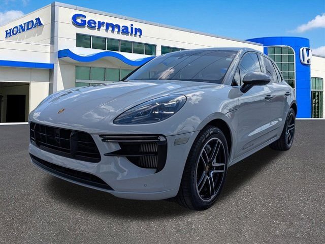 2020 Porsche Macan Turbo