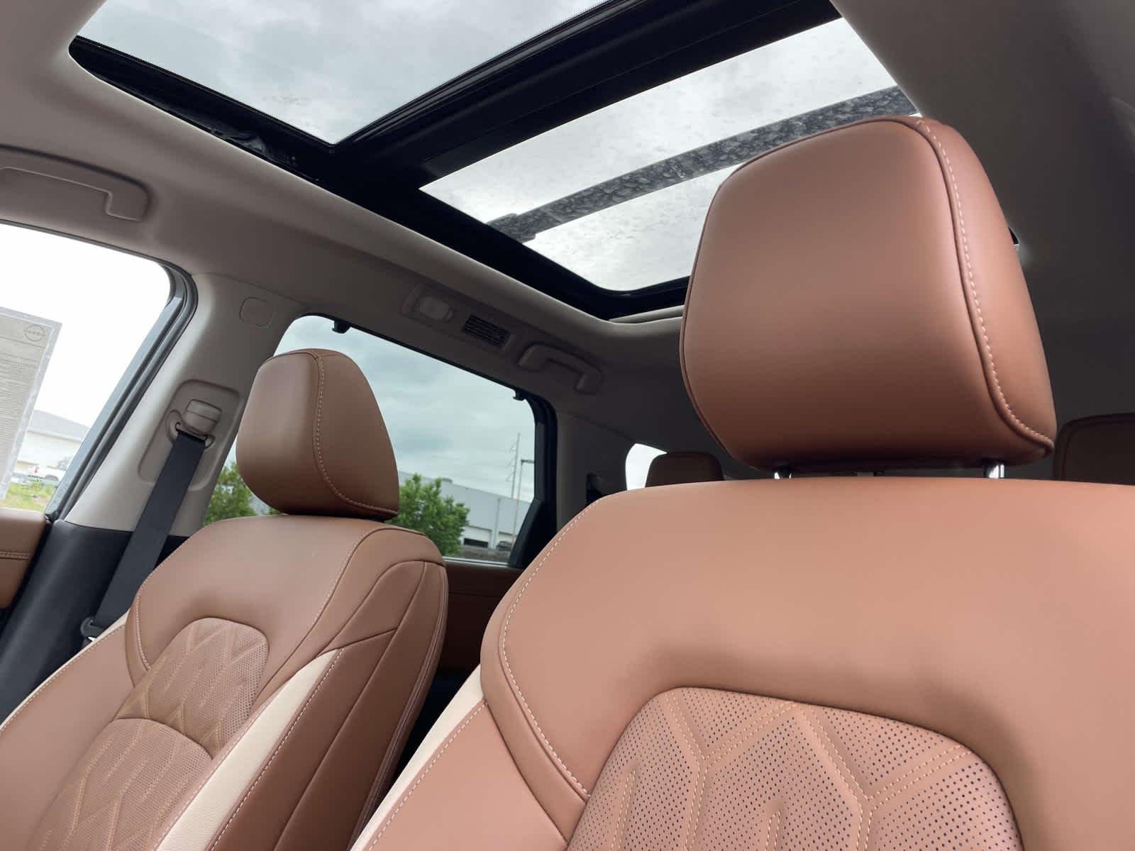 New 2026 Boulder Gray Pearl Nissan Platinum image 15