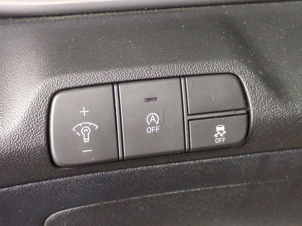 Used 2024 Red Hyundai SE image 25