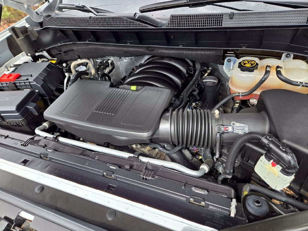 2023 Chevrolet Silverado 1500 LT - Photo 16