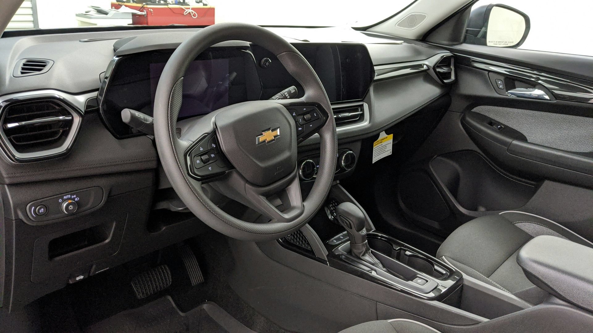 2026 Chevrolet Trailblazer LS - Photo 17