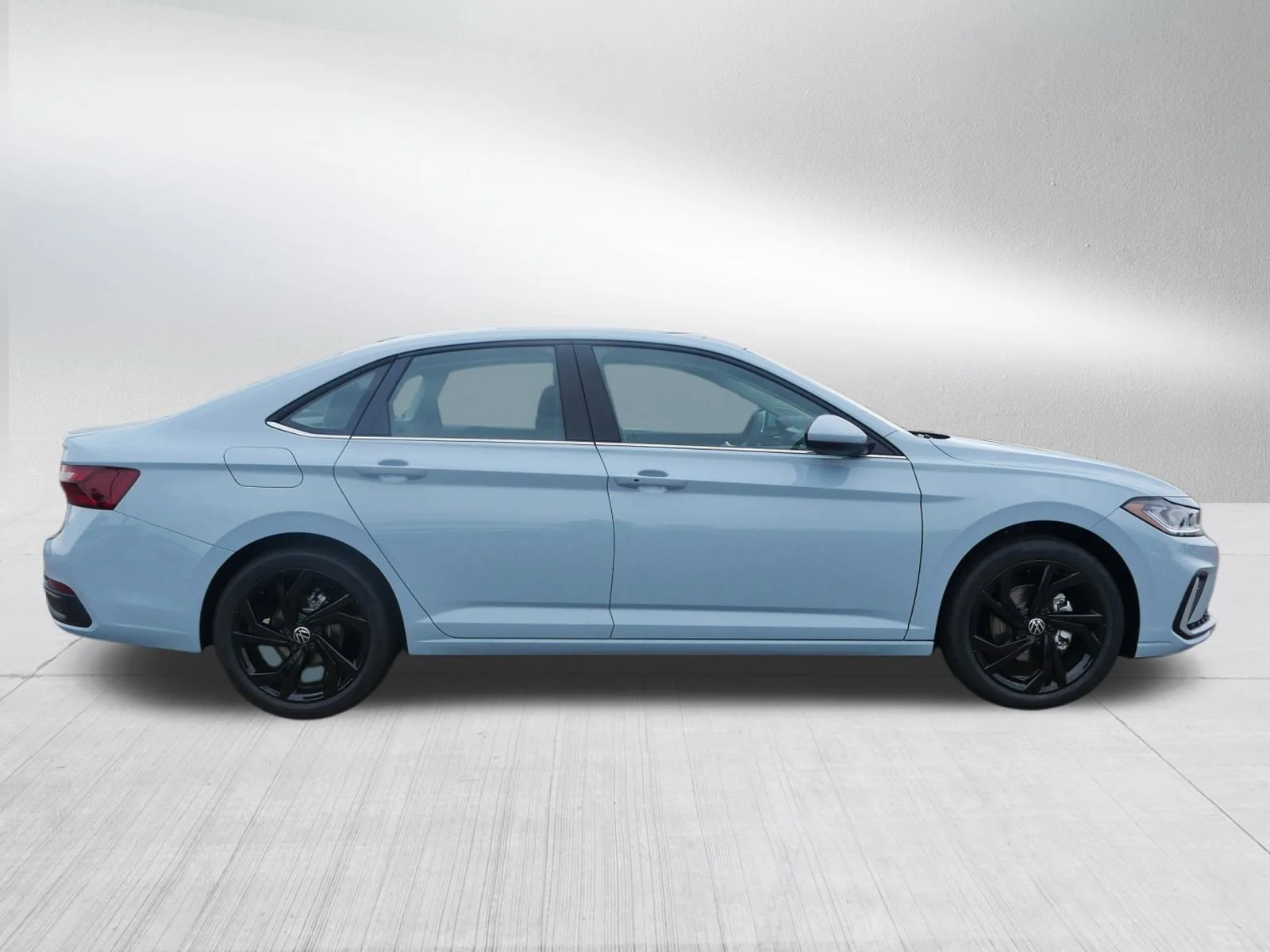 2025 Volkswagen Jetta SE - Photo 2