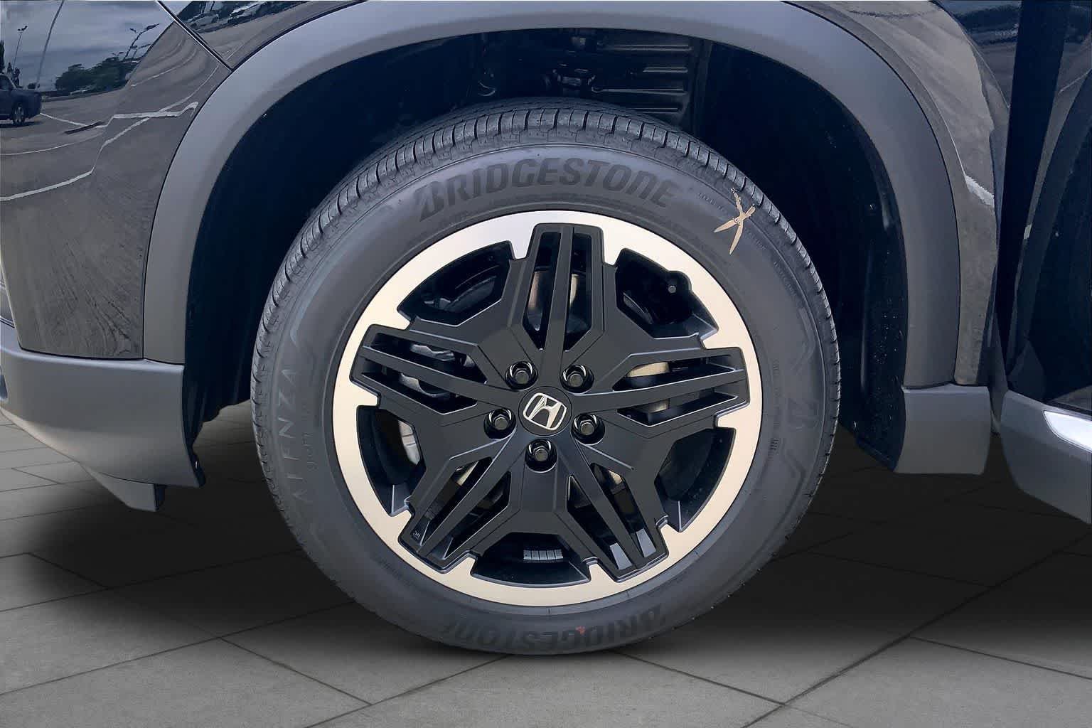 New 2026 Crystal Black Pearl Honda AWD Touring Blackout image 10