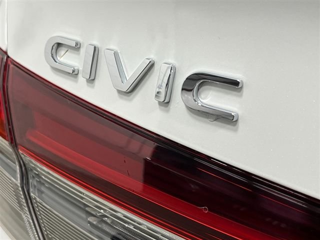 New 2026 Platinum White Pearl Honda 2WD Sport Hybrid image 6