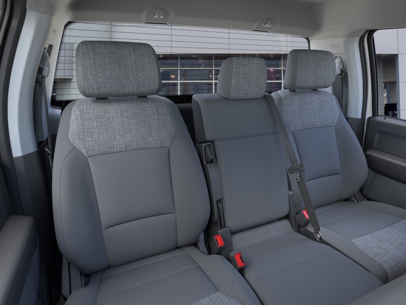 New 2026 Oxford White Ford F-350® XLT image 32