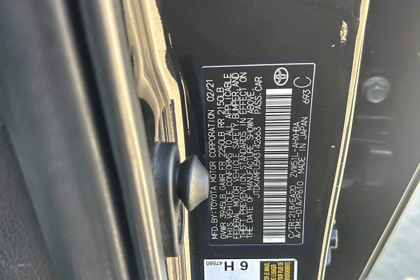 Certified Used 2021 MIDNIGHT BLACK Toyota XLE image 26