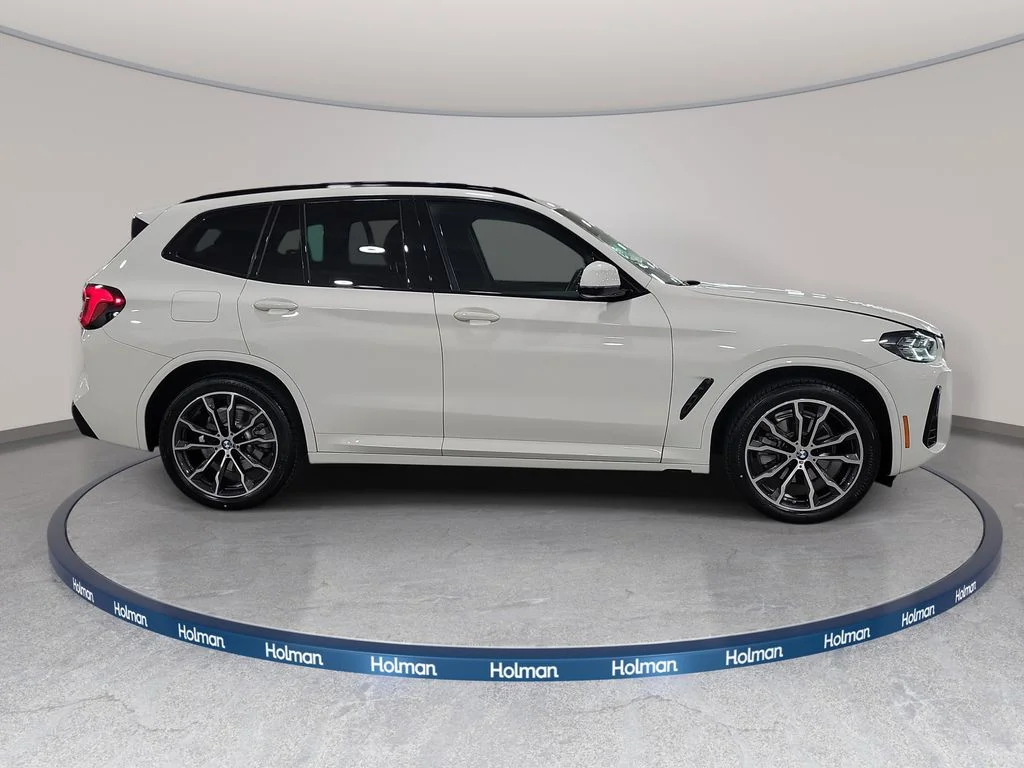Used 2023 Alpine White BMW sDrive30i image 5