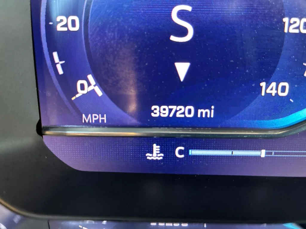 Used 2023 White Chevrolet ZR2 image 17