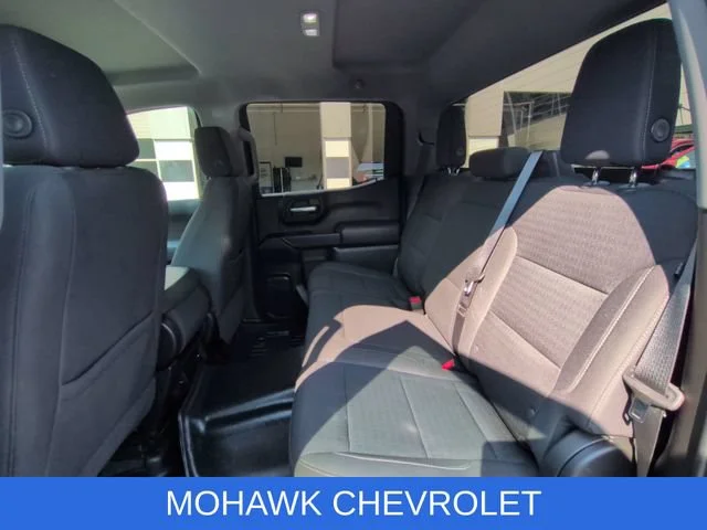 Used 2022 BLACK Chevrolet Custom image 25