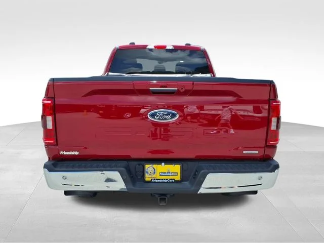 Used 2021 Red Ford XLT image 11