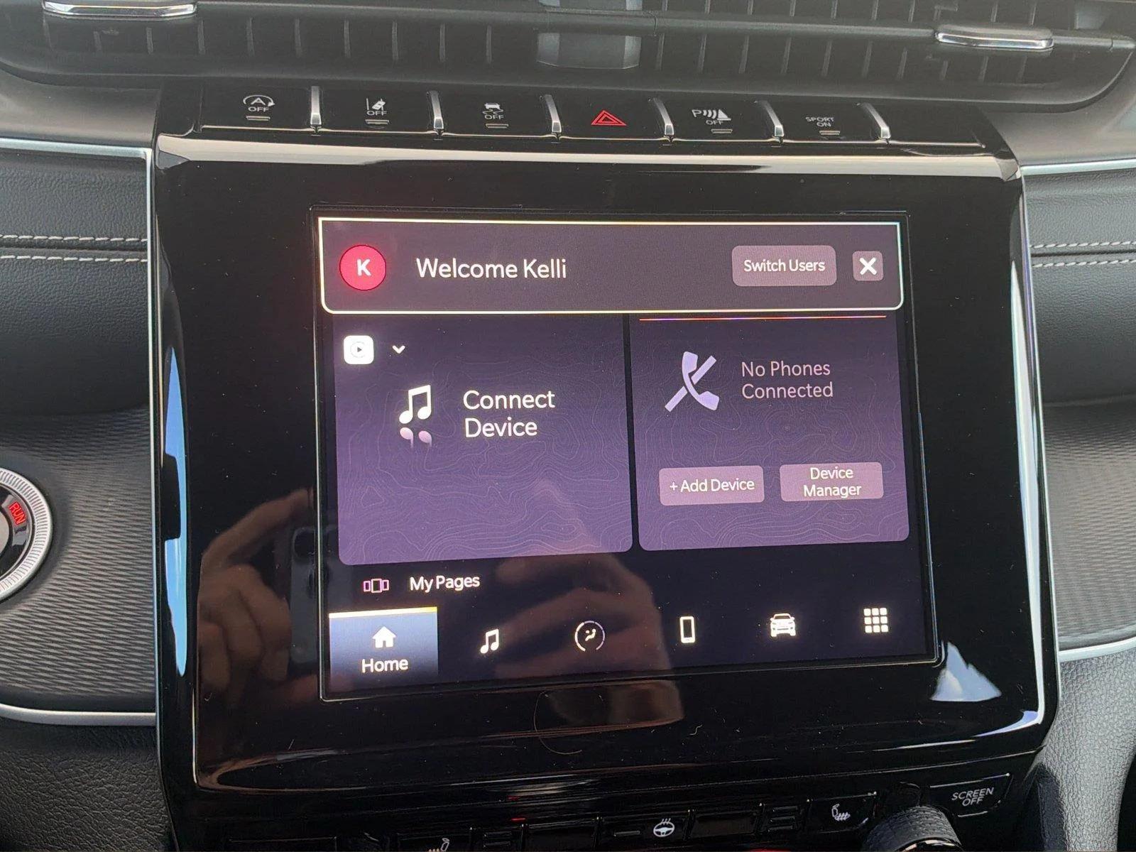 Used 2024 Silver Zynith Jeep Laredo X image 17