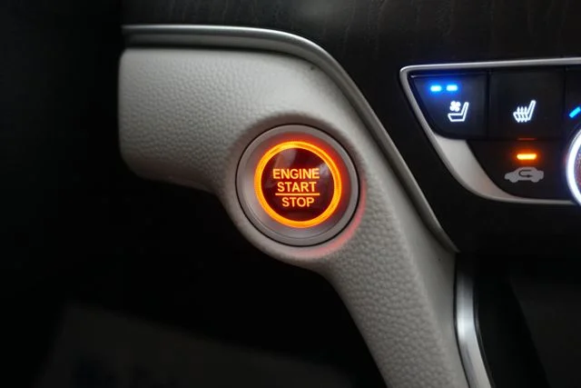 Used 2019 Radiant Red Metallic Honda Touring 2.0T image 16