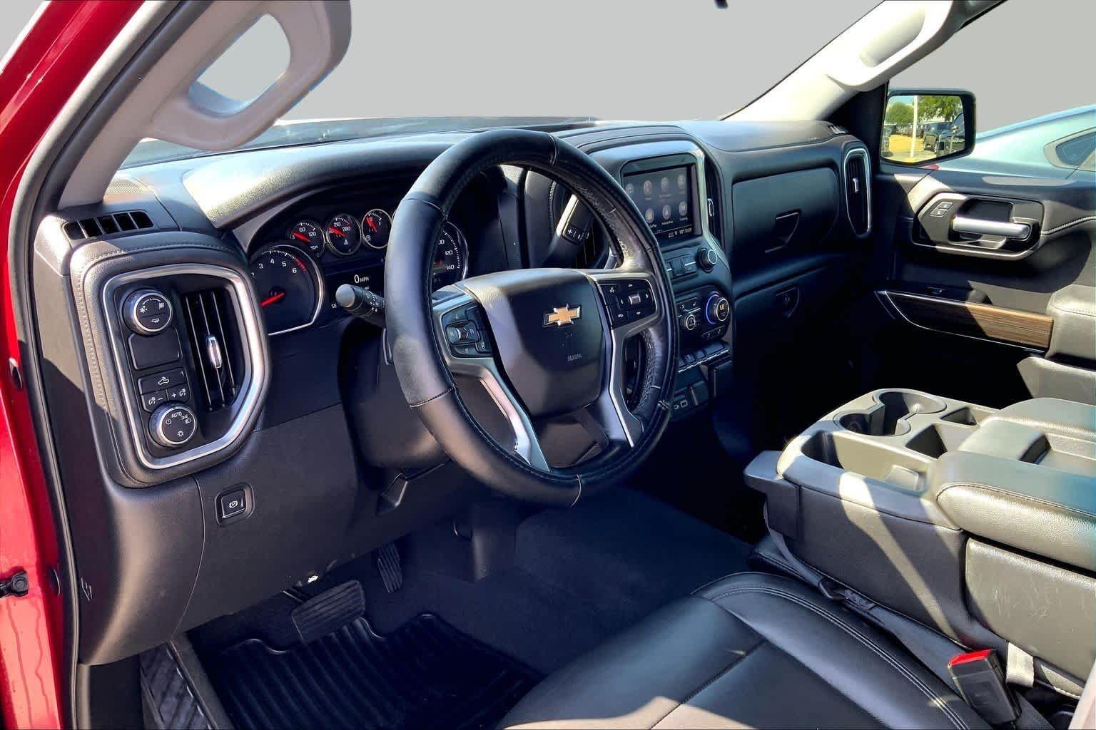 Used 2019 Cajun Red Tintcoat Chevrolet LT image 13